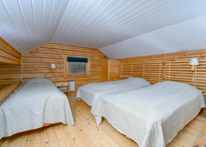 Semesterbostad Village